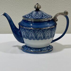 BOMBAY Porcelain/Ceramic Lidded Tea Pot Vintage Tile Pattern, Royal/White